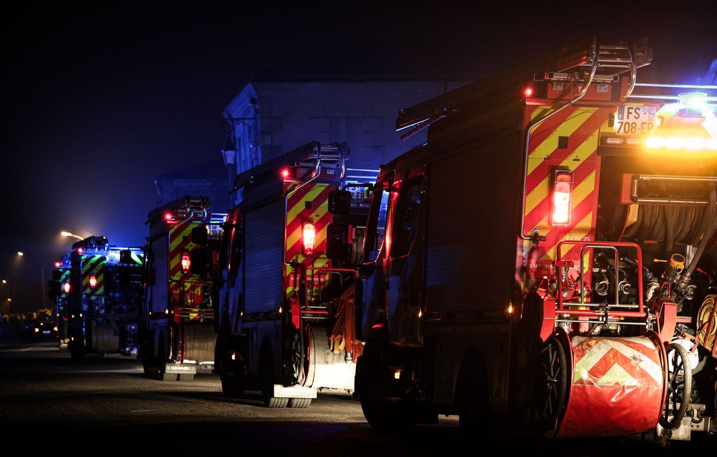 Incendies dans les Landes : le préfet annonce une évolution favorable