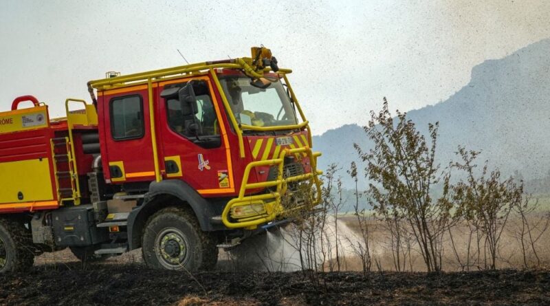 Incendies : Deux pompiers blessés dans un accident en Drôme.