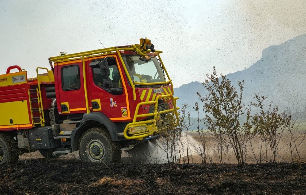 Incendies : Deux pompiers blessés dans un accident en Drôme.