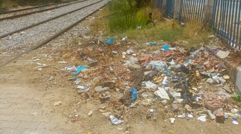 Incivilités sur la ligne TGM-El Kram : la TRANSTU saisit la justice pour déchets accumulés.