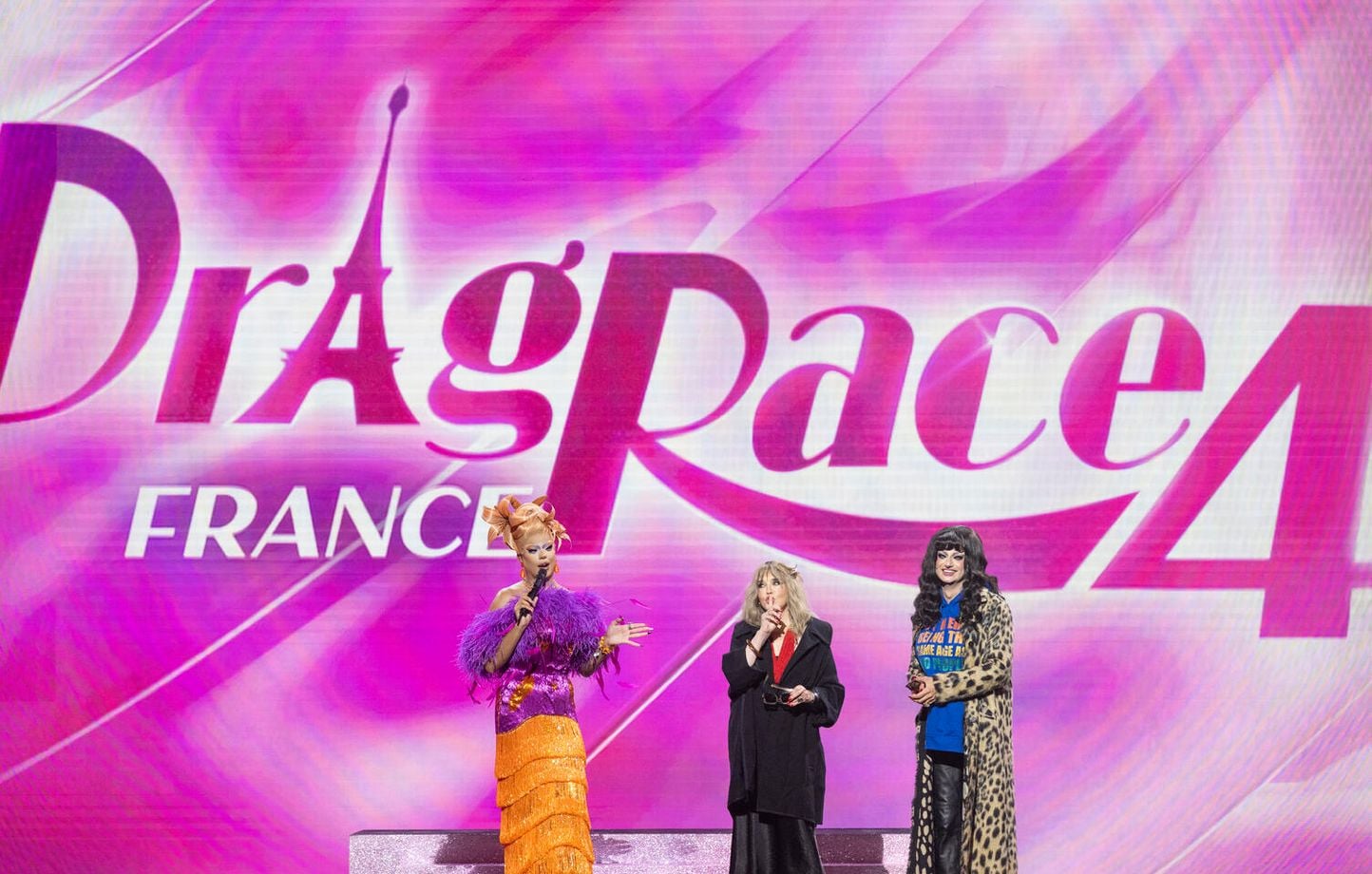 Isabelle Adjani surprend à la finale de « Drag Race France » : les actrices sont des drags comme les autres.