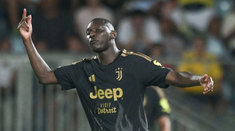 Juventus Turin : Randal Kolo Muani critiqué par son entraîneur après deux ans sans jouer