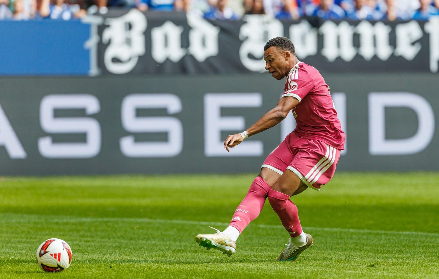 Kylian Mbappé buteur dès sa première avec le Real Madrid sous Mourinho