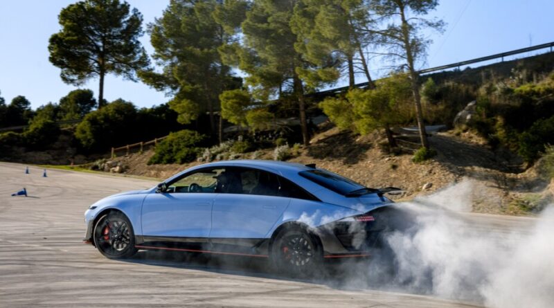 La Hyundai Ioniq 6 N arrive en France : 650 ch contre la Tesla Model 3 Performance