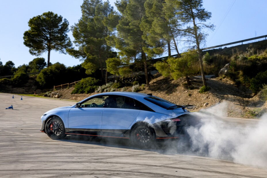 La Hyundai Ioniq 6 N arrive en France : 650 ch contre la Tesla Model 3 Performance
