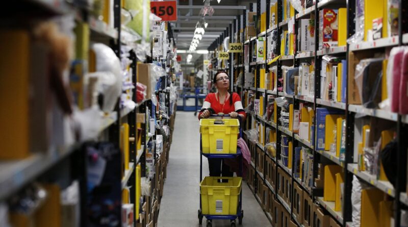 La taxe de 3 euros sur les petits colis a rapporté plus de 42 millions d'euros depuis le 1er juillet.