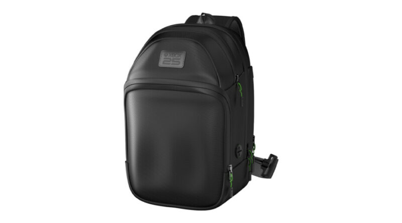 La Xbox Series X25 s'équipe d'accessoires translucides.