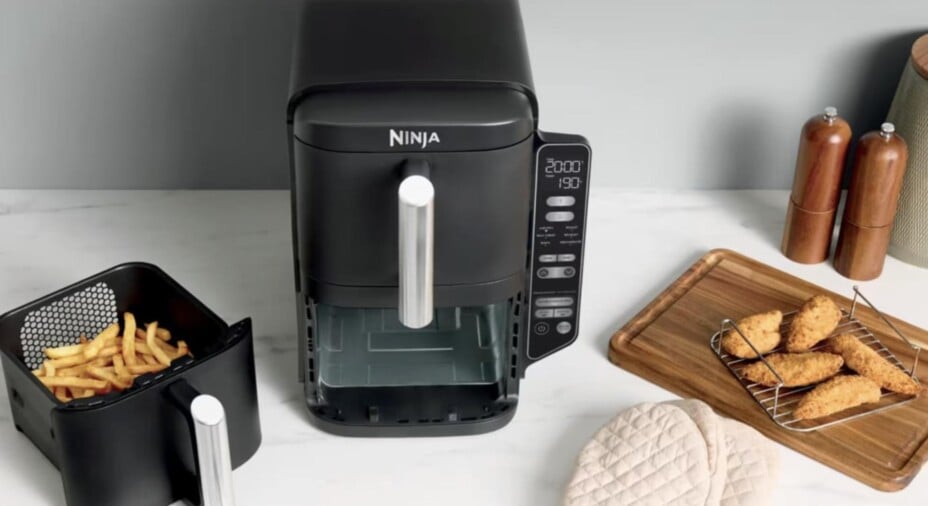 L'air fryer Ninja compact à deux tiroirs à moins de 130 € jusqu'à ce soir, cuit quatre aliments simultanément.