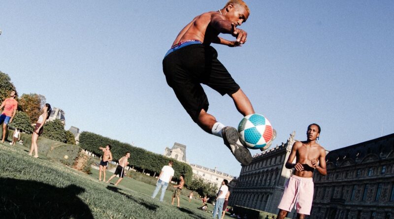 « L’altinha, un ballon pour retrouver l’ambiance des plages de Rio à Paris »