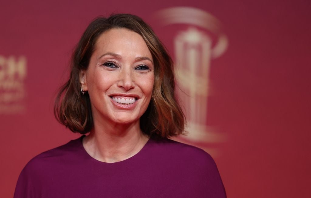 Laura Smet heureuse de retrouver son domicile au Cap Ferret après les incendies