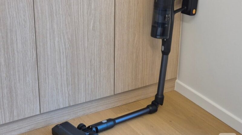 Le Roborock H60 Ultra, tube pliable, voit son prix divisé par deux.