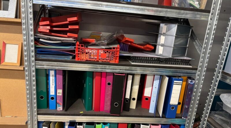 Les courses de rentrée en ressourcerie : consommer ce que les autres jettent.