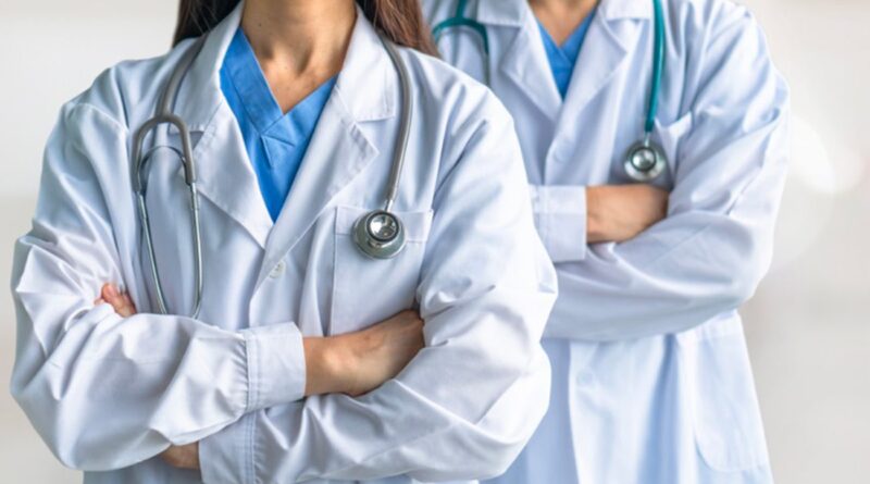 Les jeunes médecins alertent sur le processus non sécurisé des spécialités médicales en ligne.
