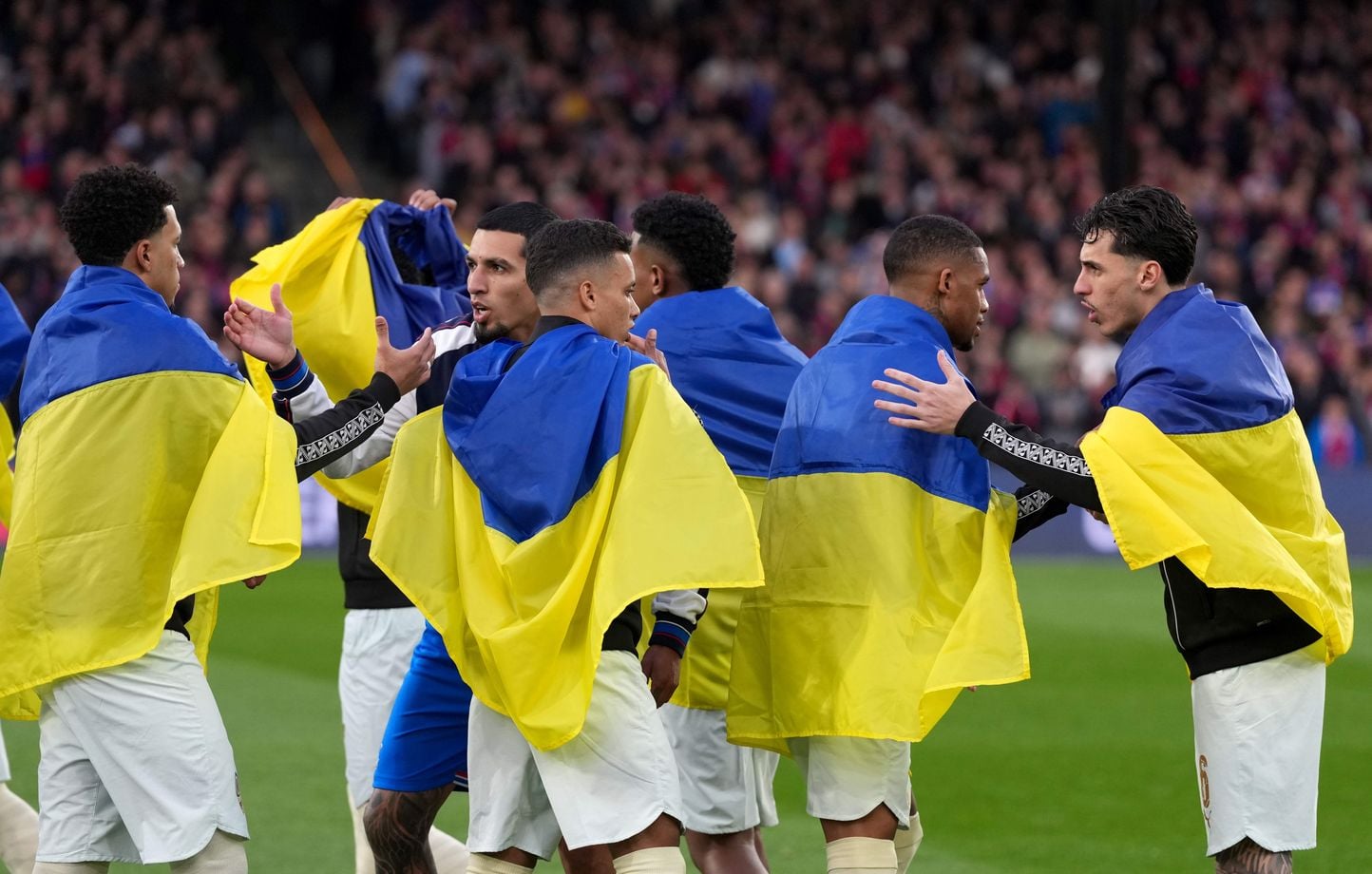 Ligue des champions : Le Shakhtar jouera « à domicile » à Stamford Bridge en raison de la guerre en Ukraine