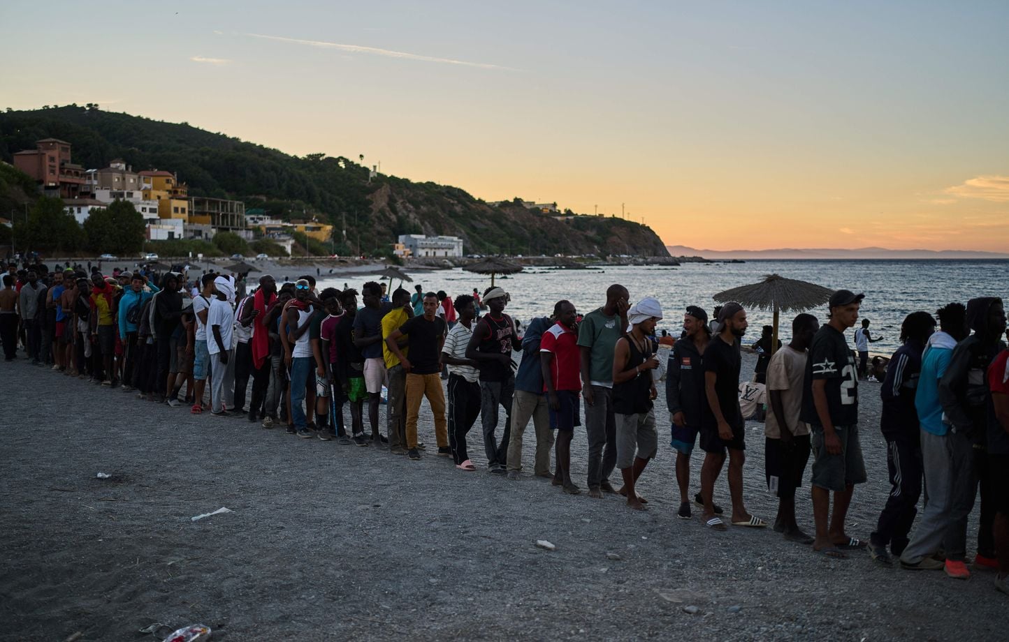 L’info du midi en 2 minutes : Ceuta en crise, juillet record, concert géant pour sinistrés des incendies