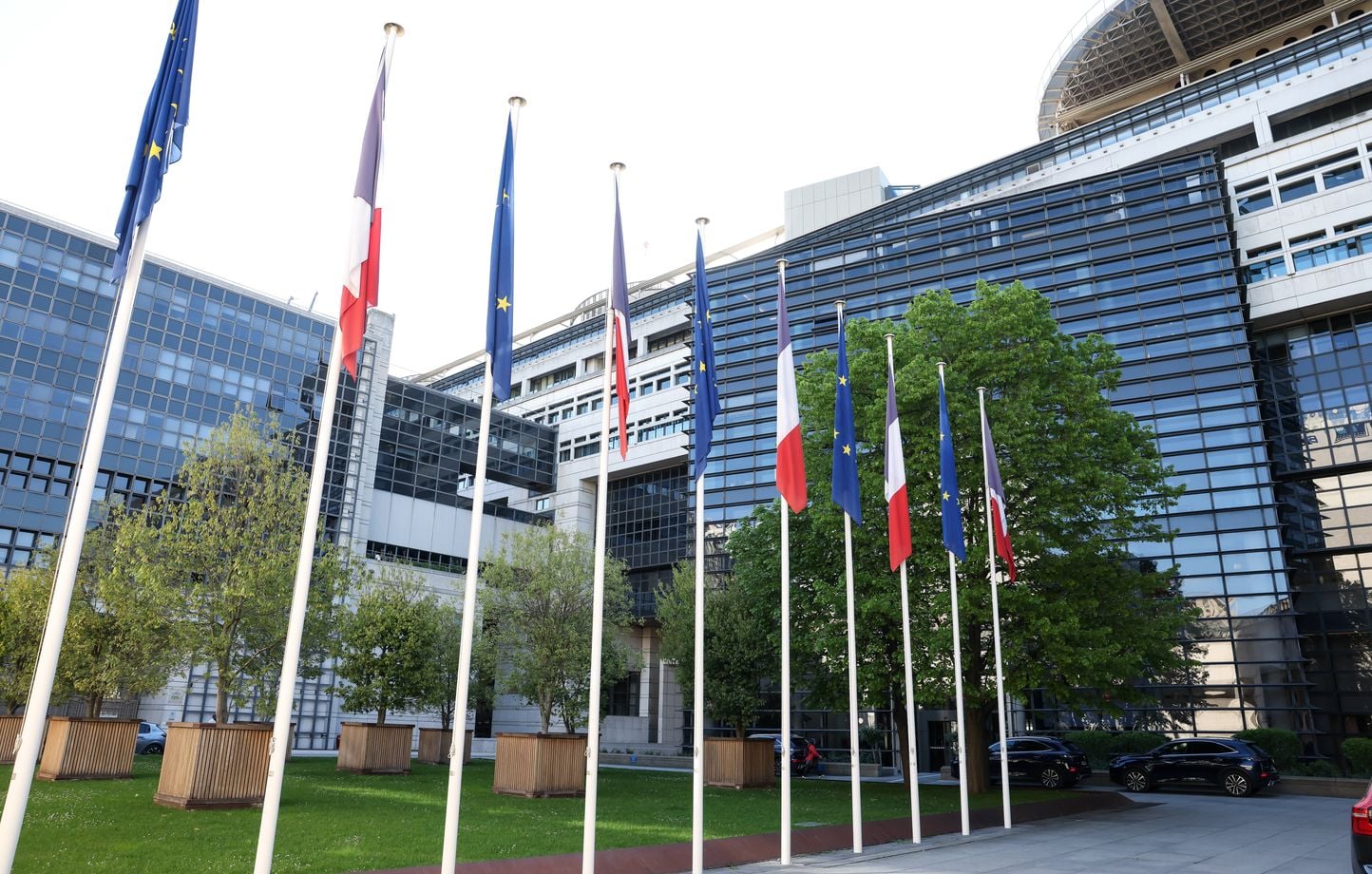 L’Inspection générale des finances met en garde contre des « risques majeurs » en cas de loi spéciale en France.