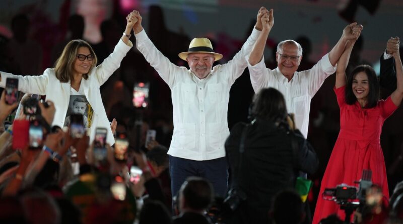 Lula, en pleine forme, se lance pour un quatrième et dernier mandat au Brésil.