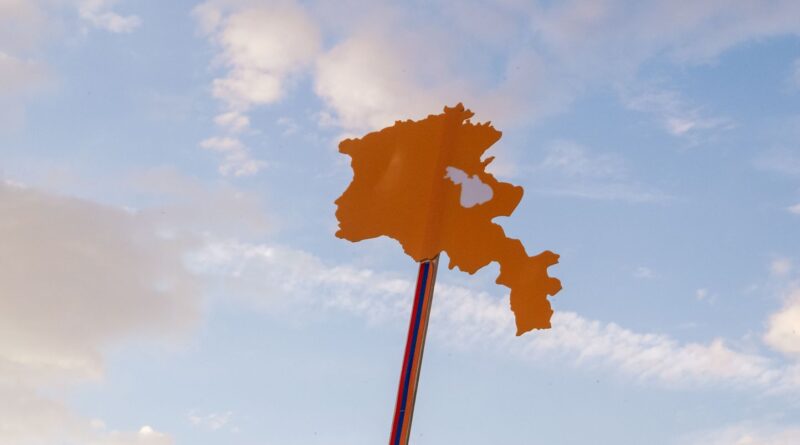 L’Union européenne examinera « avec intérêt » la demande d’adhésion arménienne.