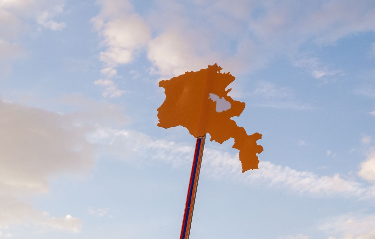 L’Union européenne examinera « avec intérêt » la demande d’adhésion arménienne.