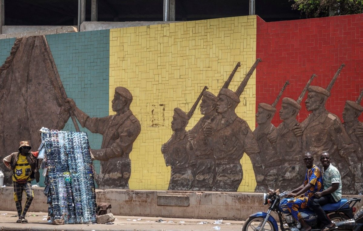 Mali : 10 militaires tués dans l'attaque d'un camp par Al-Qaïda au Sahel