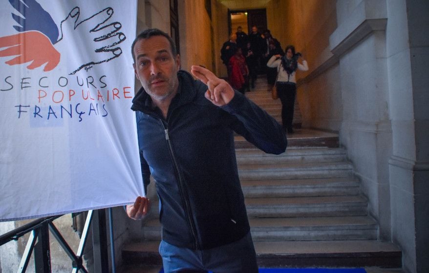 Marc-Emmanuel Dufour, ex-animateur de « Tous ensemble », demande de l'aide après l'incendie de son restaurant.