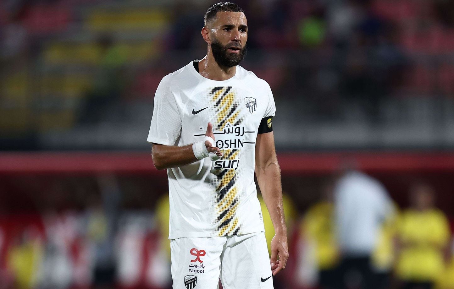 Mercato : Benzema, poussé vers la sortie par Al-Hilal, quel avenir en Europe ?
