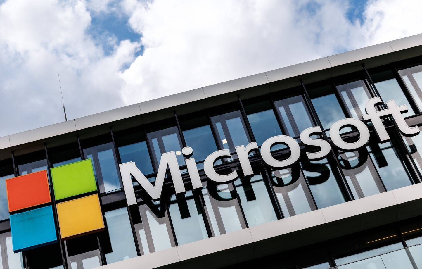 Mistral AI et Microsoft concluent un accord de plusieurs milliards.