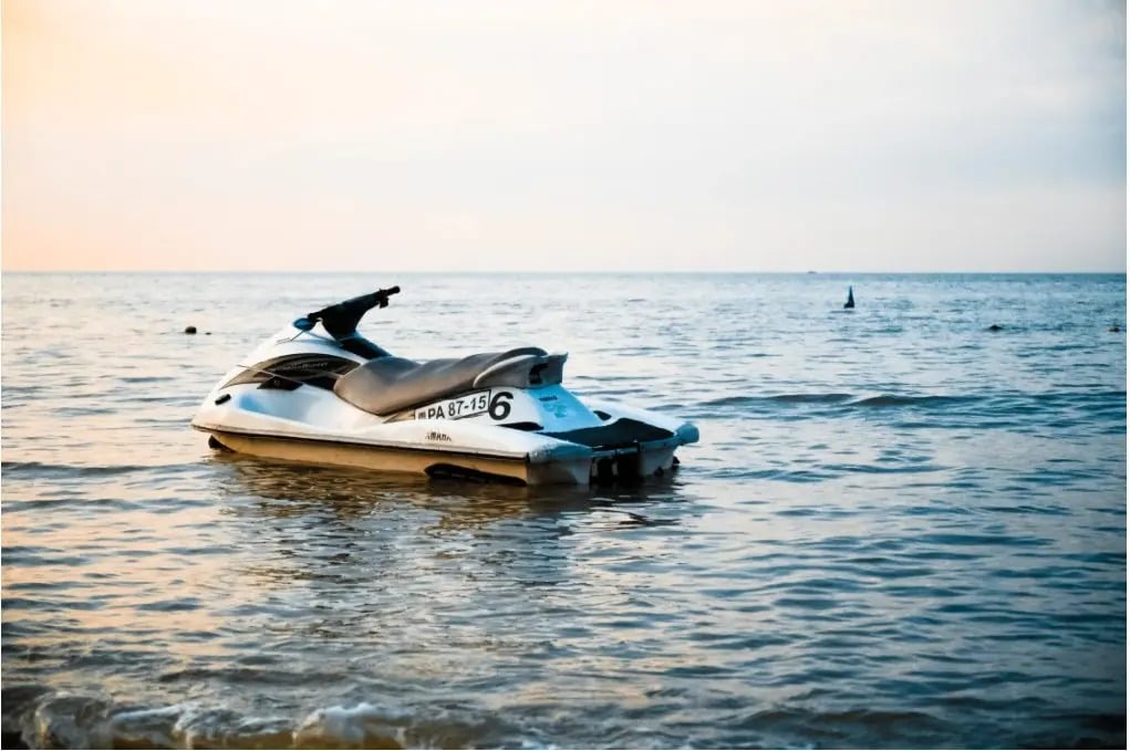 Nabeul : une baigneuse perd ses cheveux dans l'hélice d'un Jet Ski