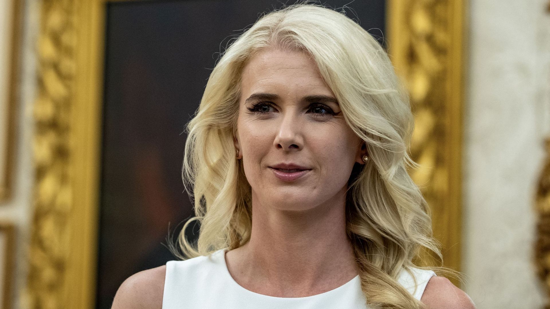 Natalie Harp, l'assistante de Donald Trump, soudainement sous les projecteurs.