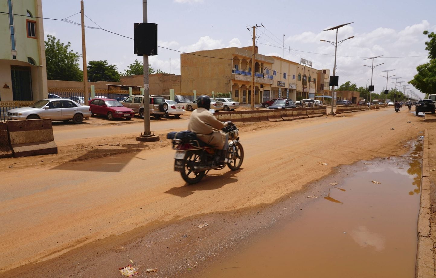 Niger : 22 morts, dont 17 militaires, dans un choc frontal entre deux bus