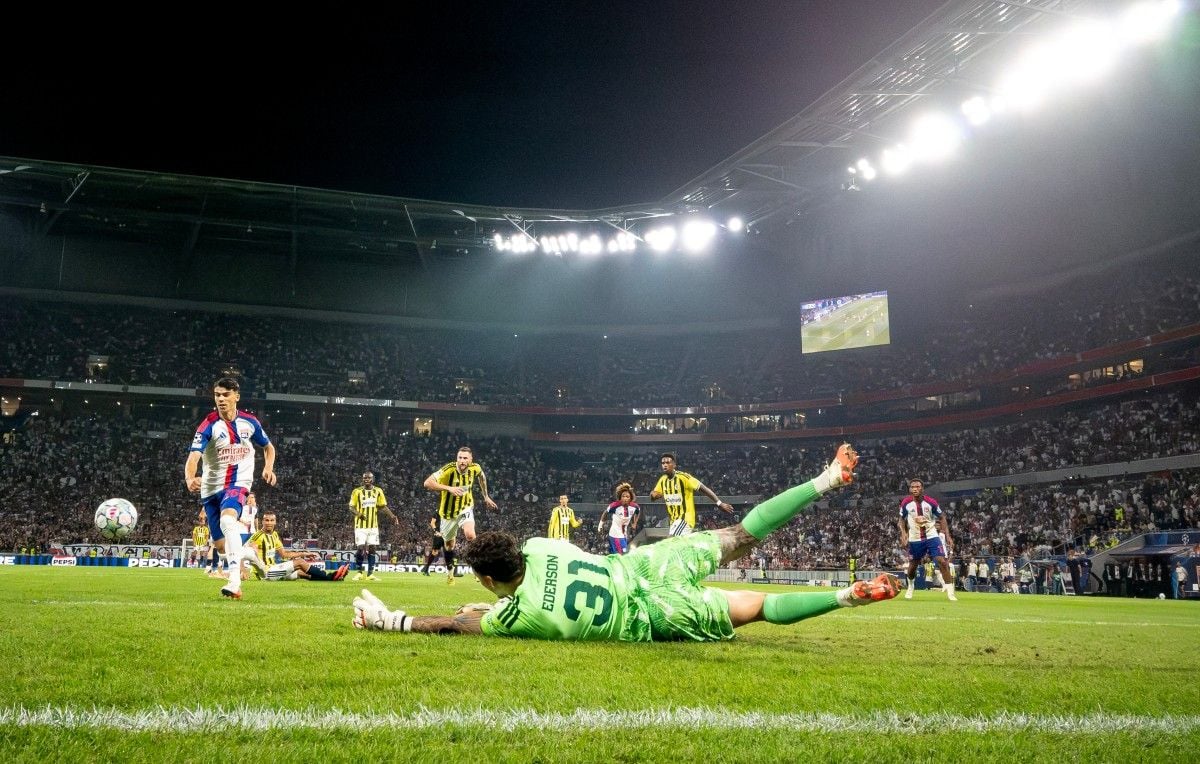 OL - Fenerbahçe : Pourquoi la VAR a-t-elle refusé le but de Boudache ?