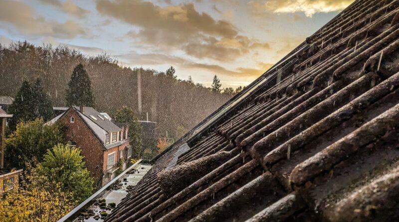 "Orages et pluies intenses cet automne : mers surchauffées en cause ?"