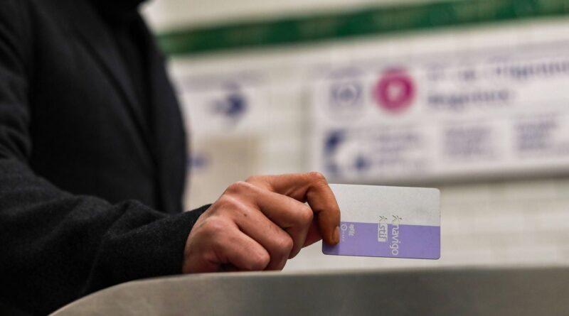 Paris : Le pass Navigo annuel disponible sur iPhone depuis enfin