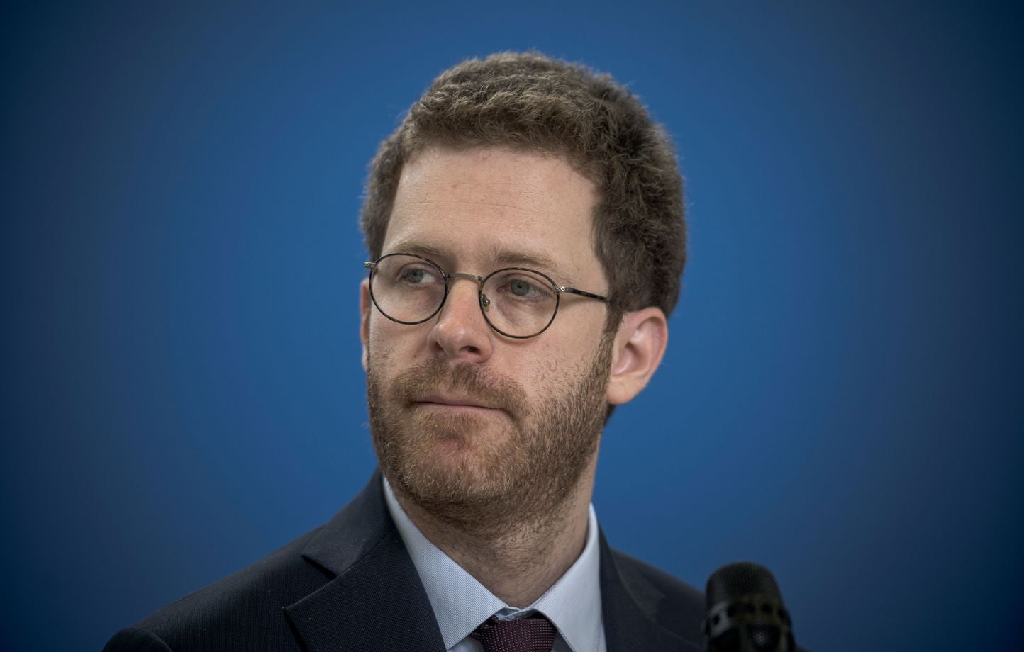 Piratage du fisc : le ministre s’excuse, les pirates volent aussi des données de l’Education nationale.
