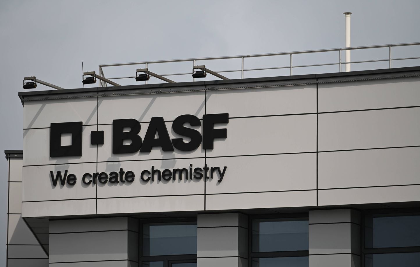 Polluants éternels : Rouen Normandie attaque BASF en justice