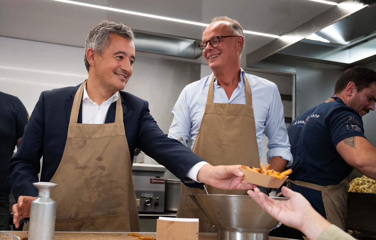 Présidentielle 2027 : Gérald Darmanin déclare qu'Édouard Philippe peut gagner