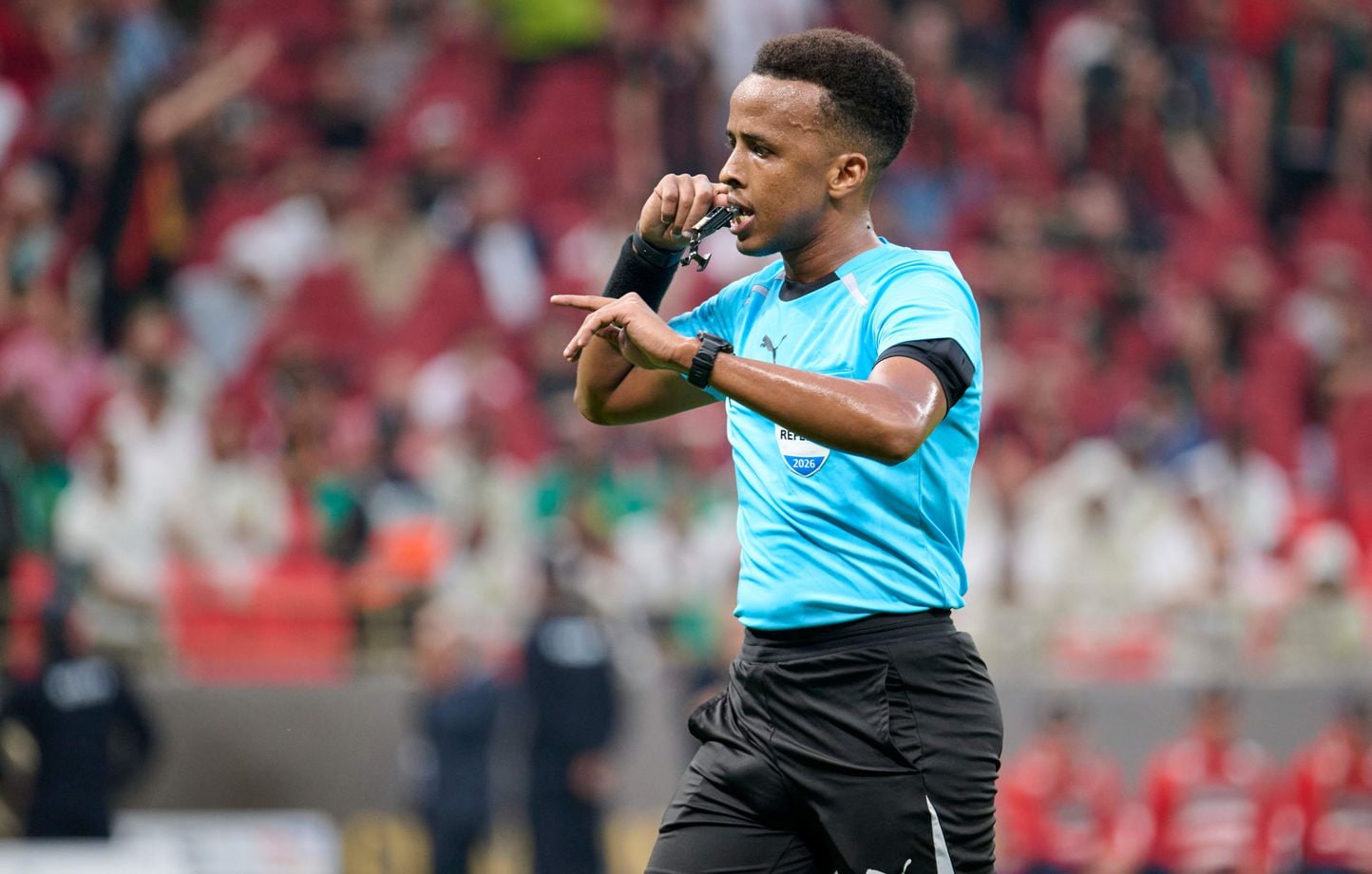 PSG - Aston Villa : Découverte d'Omar Artan, l'arbitre de la Supercoupe d'Europe.