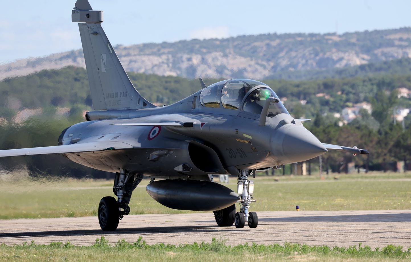Rafale : Dassault prévoit la disponibilité de son nouvel avion entre 2033 et 2035