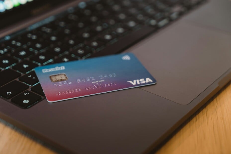 Revolut remplace Perplexity Pro par ChatGPT Go : résiliez pour éviter des frais