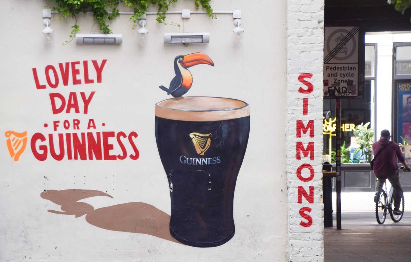 Royaume-Uni : Une bouteille de Guinness de 162 ans intrigue les chercheurs