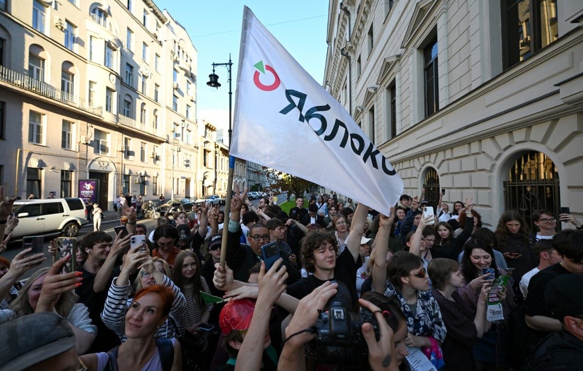 Russie : Iabloko, le parti anti-guerre en Ukraine, exclu des législatives.