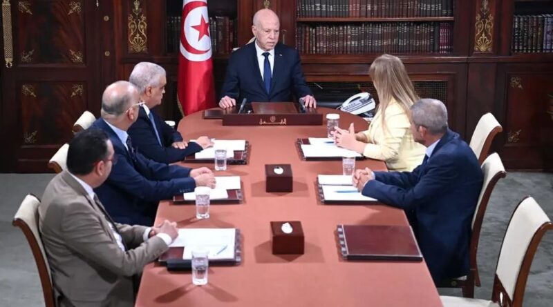 Saïed : "Discours responsable, pas de polémiques stériles" aux médias publics