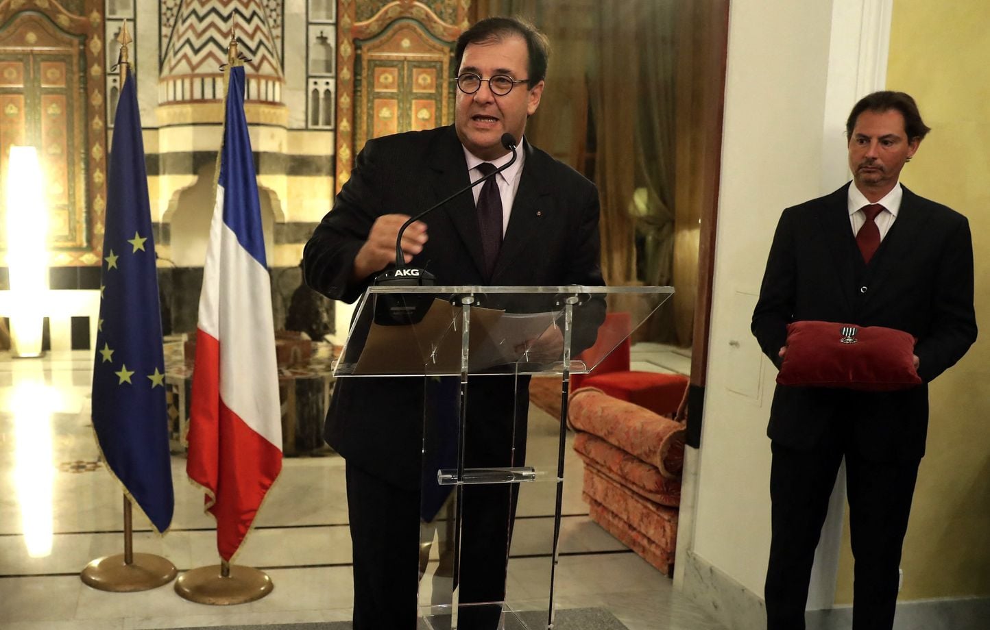 Scandale sexuel impliquant l'ambassadeur de France en Centrafrique