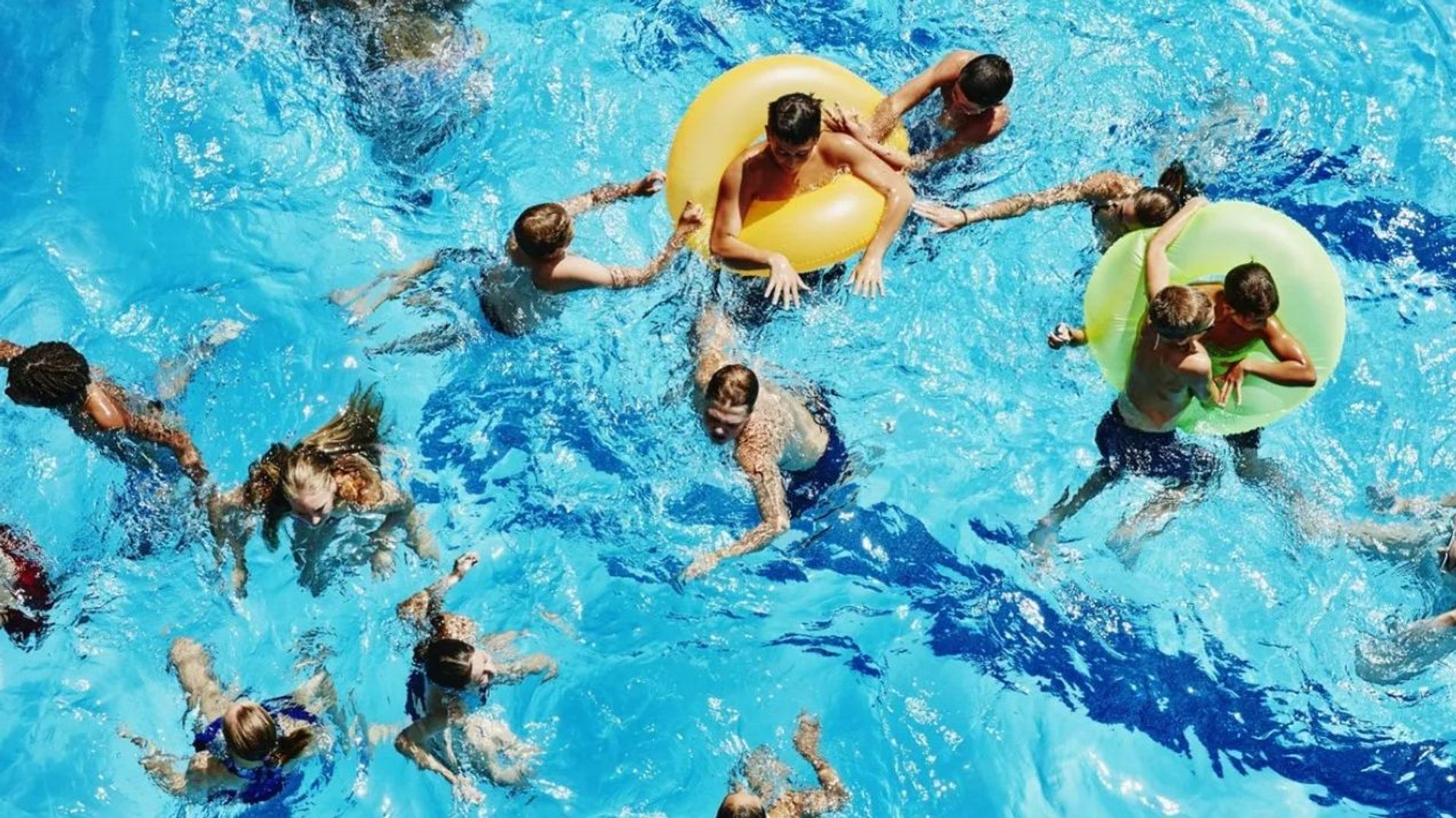 Se mouiller la nuque et autres idées reçues sur la baignade estivale