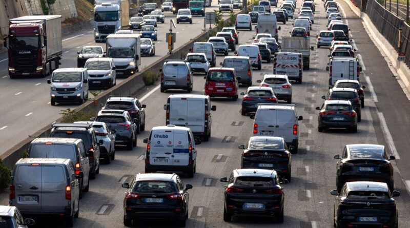 Sécurité routière : Prévisions des bouchons et solutions pour samedi.