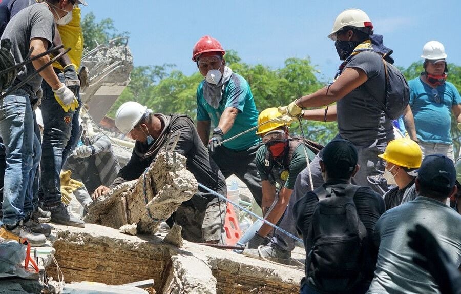 Séisme en Colombie : Bilan révisé à 216 morts, recherches pour survivants.