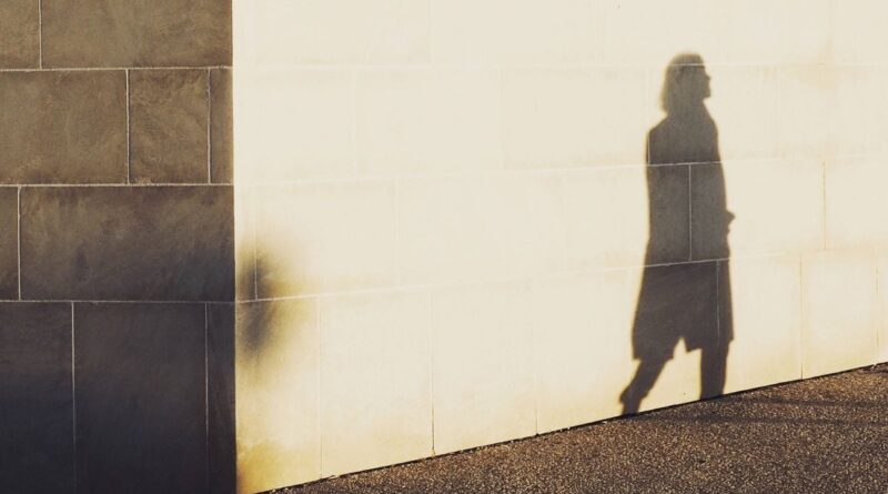 « Simone révèle l'incroyable histoire de la fille cachée de son mari »