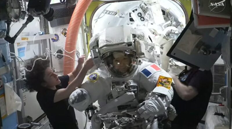 Sophie Adenot sort dans l’espace : une première pour une astronaute française