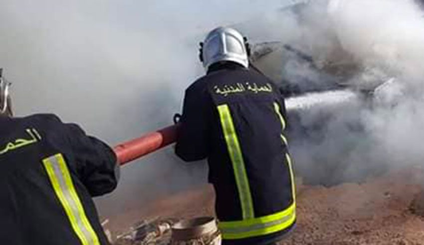 Sousse : incendie détruit entièrement une voiture sur la Corniche