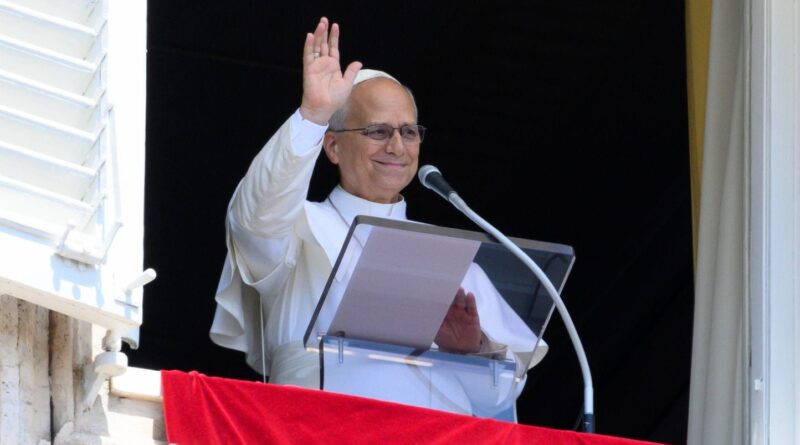 Stade de France complet : le pape attire les foules en France